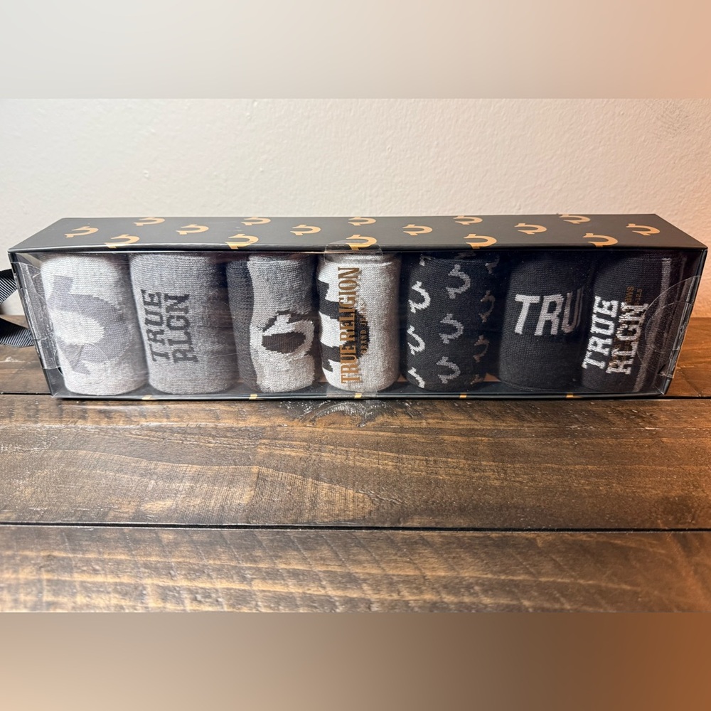 True Religion Men's Socks- Black, Gray Size 10-13/ Shoes Size 8-12.5